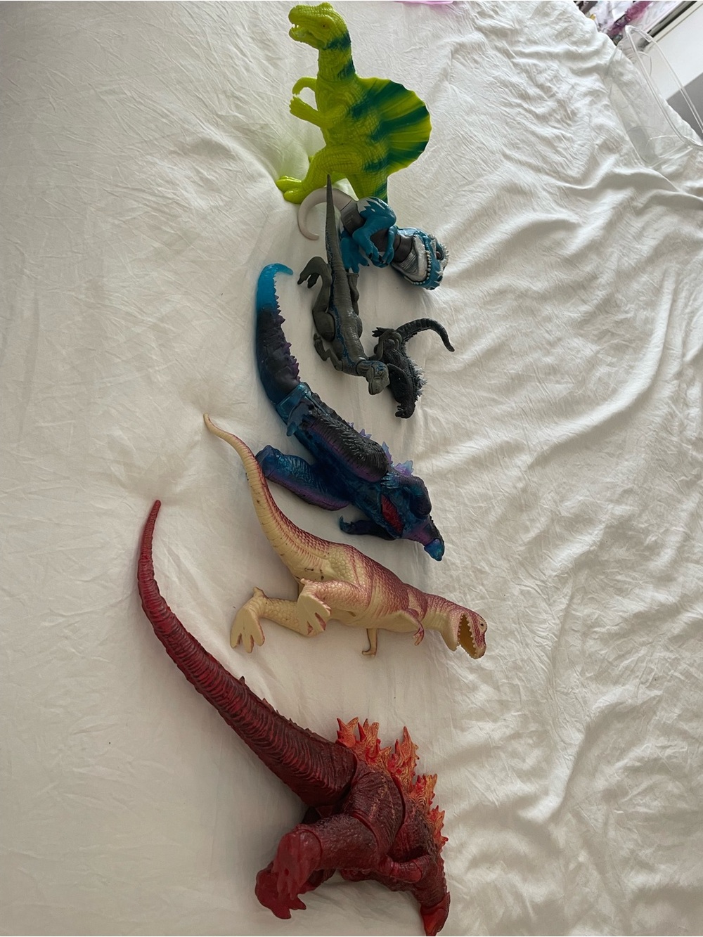 Colorful Dinosaur Habitat Toy Set - Green, Blue, Purple, Cream, Red
